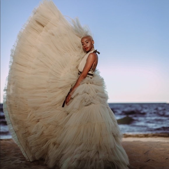 MEET YOUR POSHER! - Picture 7 of 7